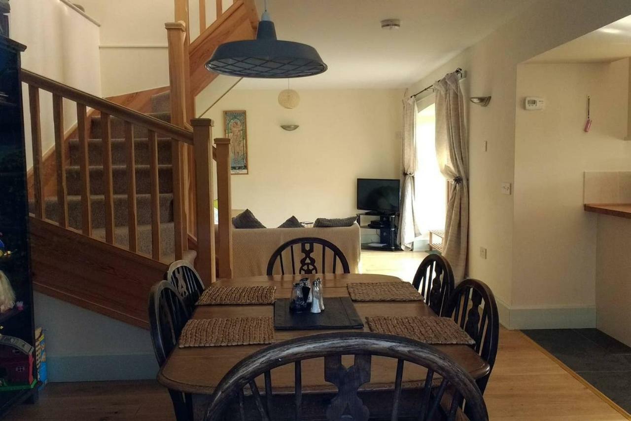 Honey Cottage Amlwch Exterior foto