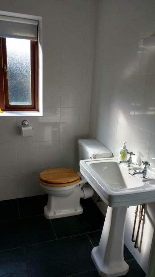 Honey Cottage Amlwch Exterior foto
