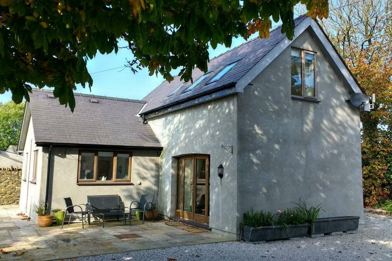 Honey Cottage Amlwch Exterior foto